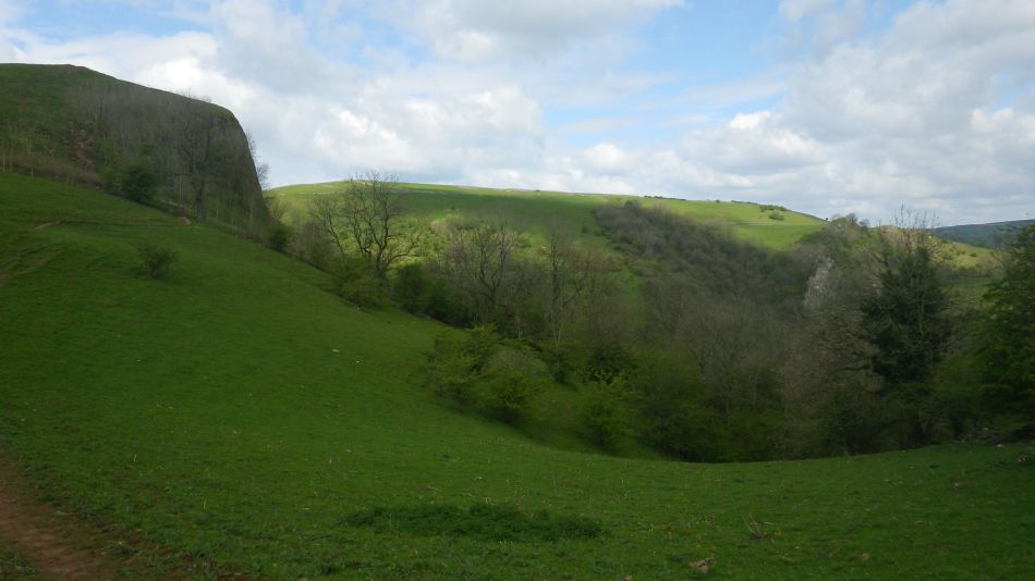 2019-05-05 02 Wetton and Hulme End.jpg