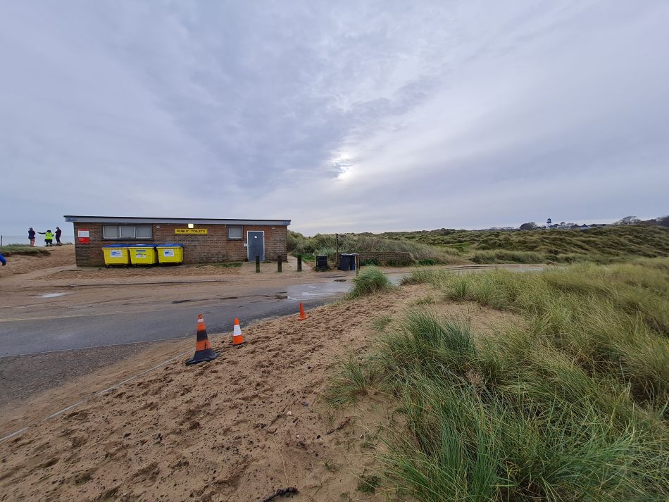 2023-11-26 15 Winterton Seal Walk.jpg