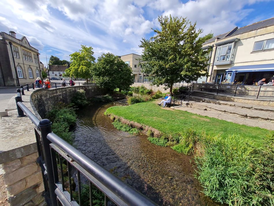 2022-09-18 62 Calne.jpg