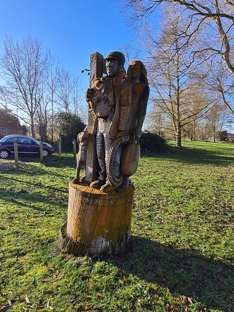 2023-12-06 19 Hales and Loddon.jpg