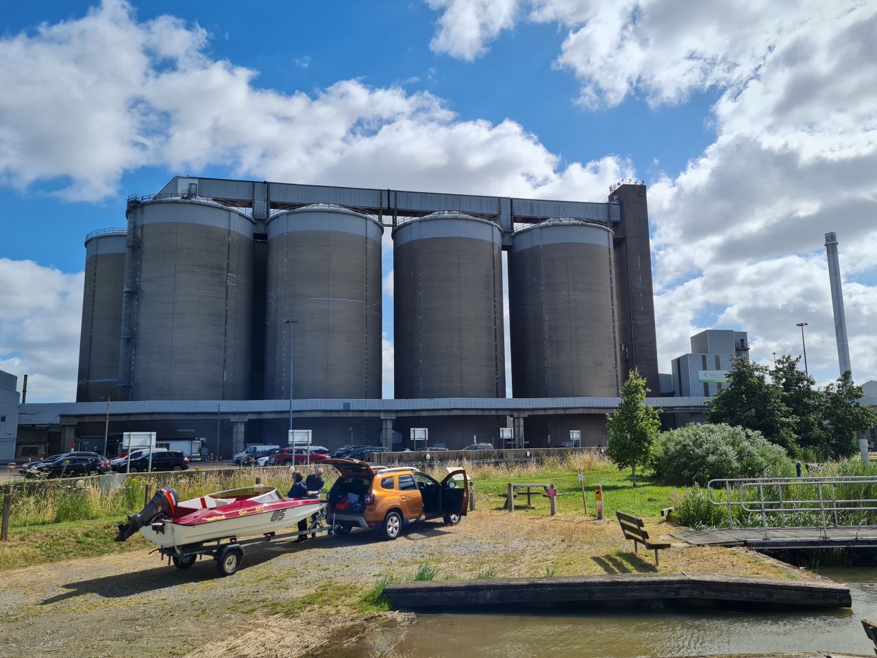 2024-07-04 03 Wensum Ramblers at Cantley.jpg