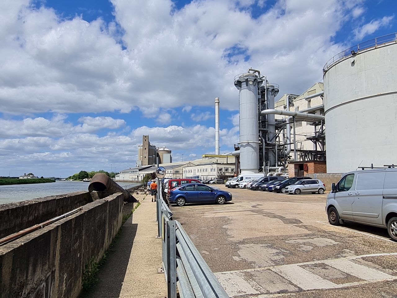 2024-07-04 26 Wensum Ramblers at Cantley.jpg