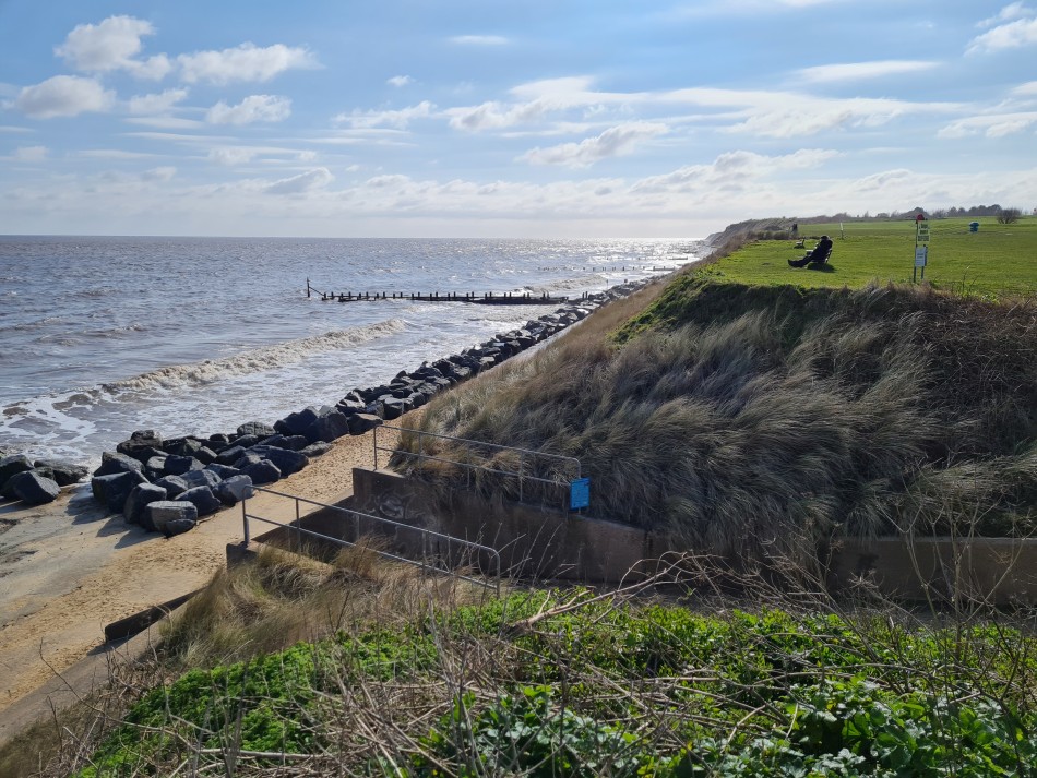 2022-03-06 05 Hopton and Lound Lakes.jpg