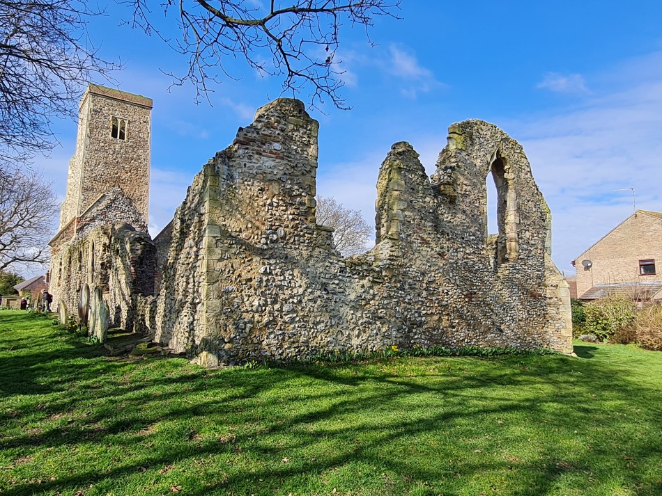 2022-03-06 12 Hopton and Lound Lakes.jpg