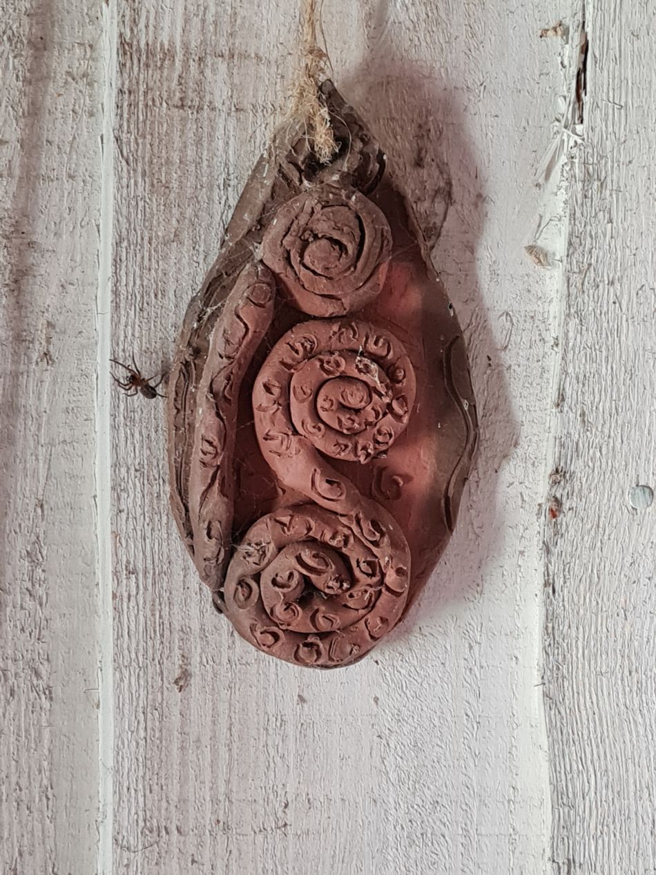 2024-04-10 35 Iken and a Roman and Iron Age Reconstruction.jpg