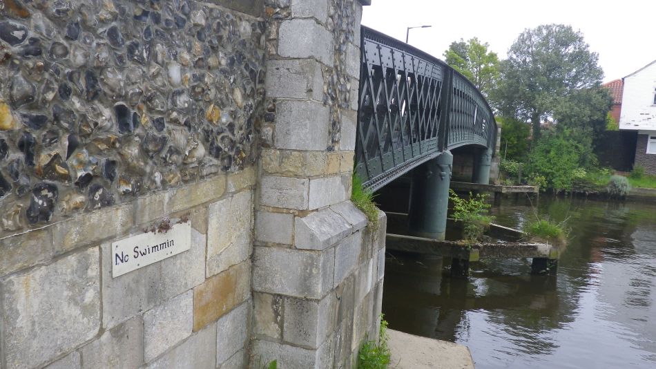 2019-05-16 26 No Swimmin.jpg