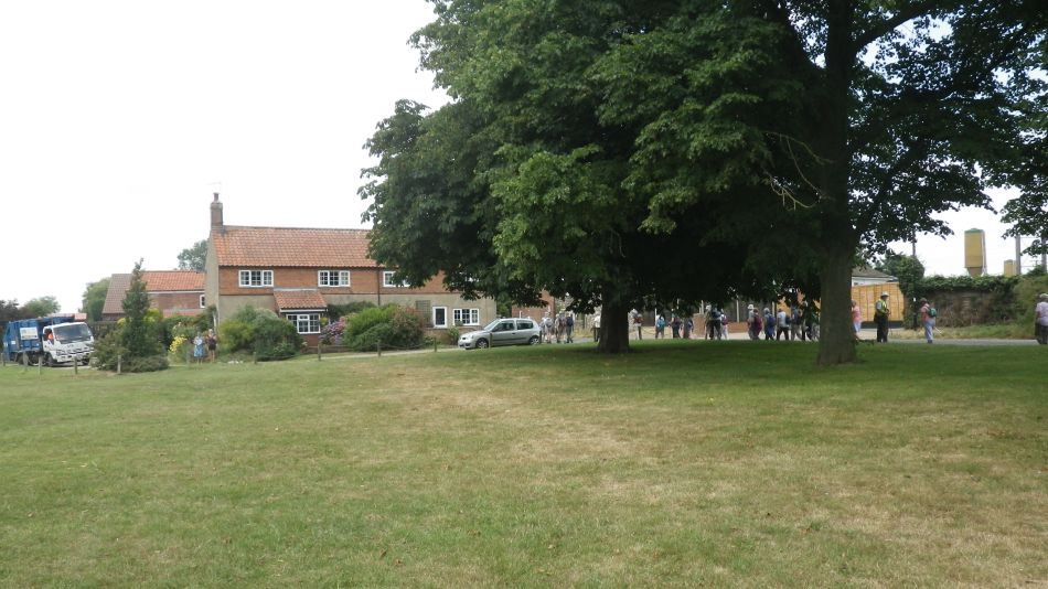 2017-07-06 13 Acle Bridge Inn.jpg