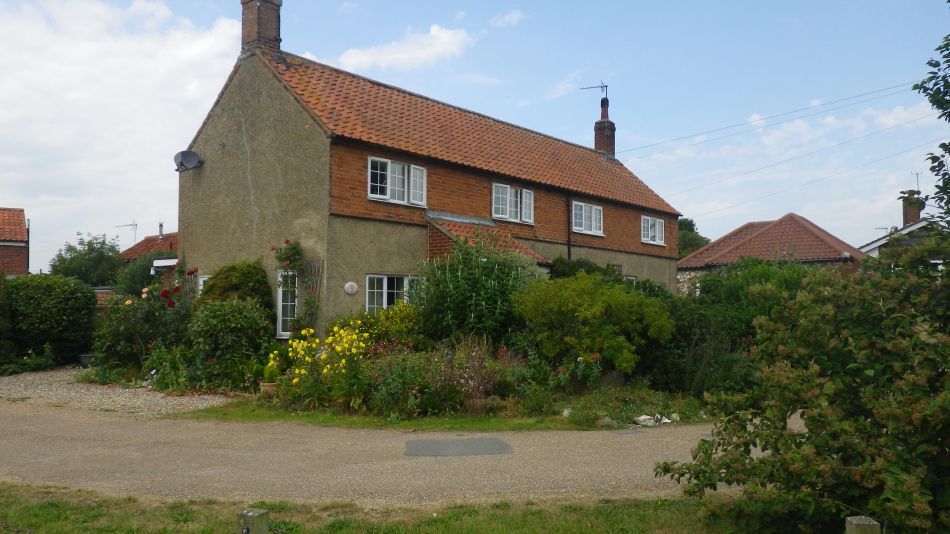 2017-07-06 14 Acle Bridge Inn.jpg