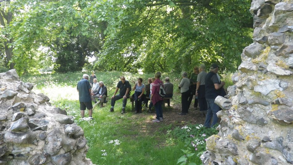 2018-05-23 10 St James and St Cross.jpg