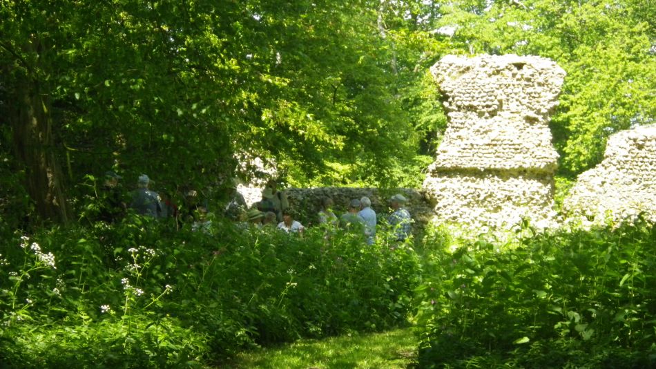 2019-05-22 16 Minster Ruins.jpg