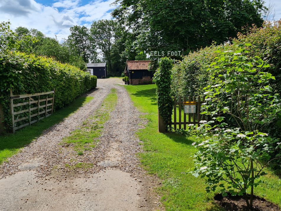 2022-05-25 08 Saints James and Cross.jpg