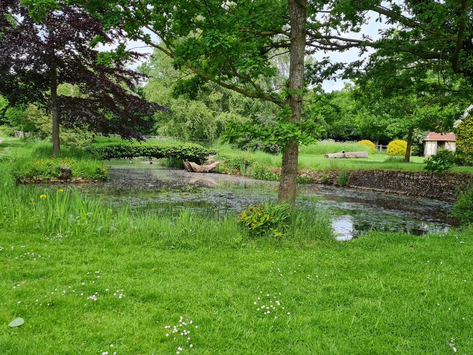 2022-05-25 09 Saints James and Cross.jpg