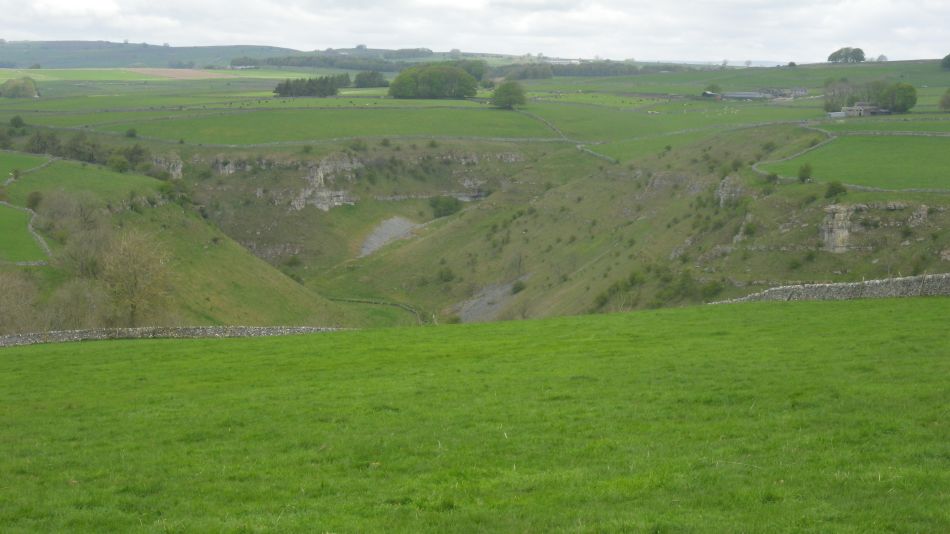 2019-04-28 07 Youlgreave and Over Haddon.JPG