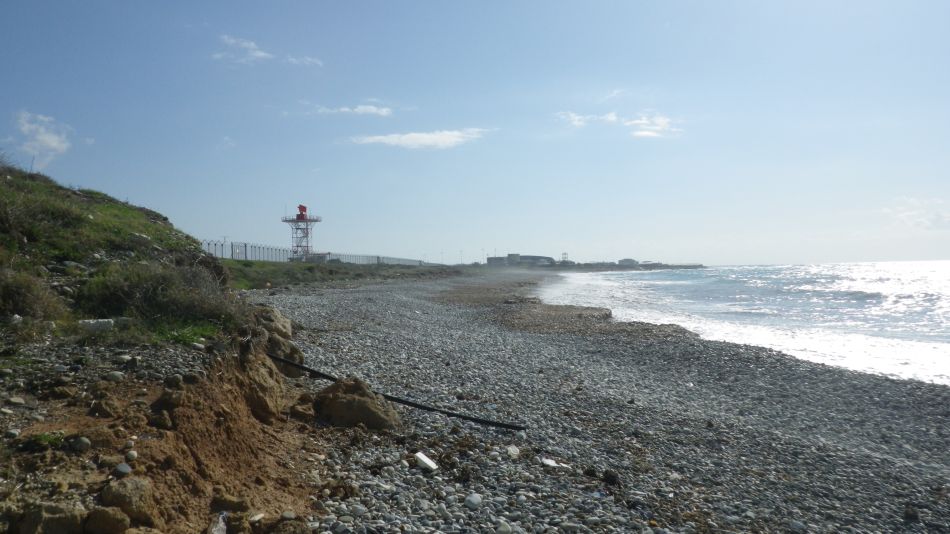 2018-01-15 03 Airport Walk.jpg