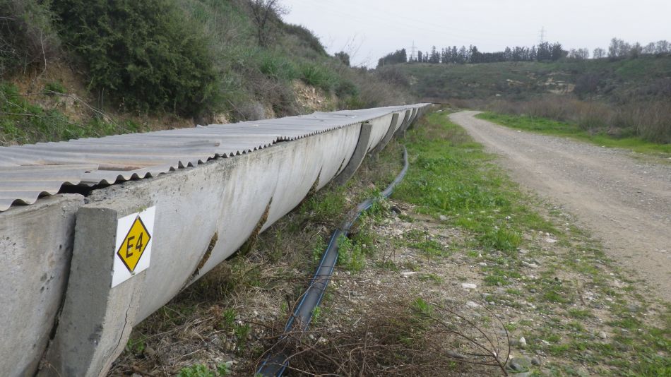 2019-01-26 08 Auqaduct and E4 Waymark.JPG