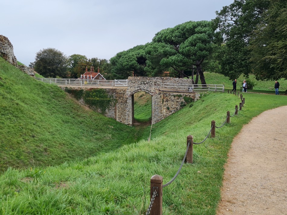 2023-09-20 24 Castle Rising .jpg