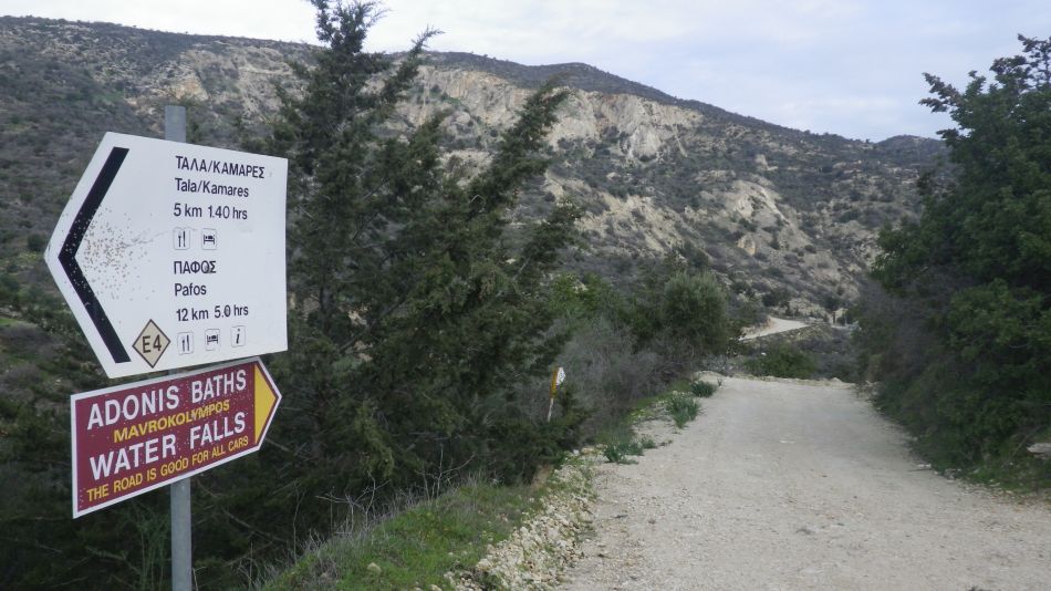 2019-01-29 11 Walk 11 Sign Posts.JPG