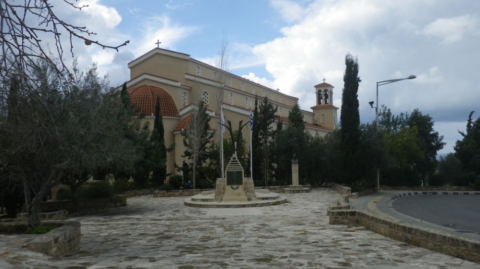 2019-01-29 16 Walk 11 Church New.JPG