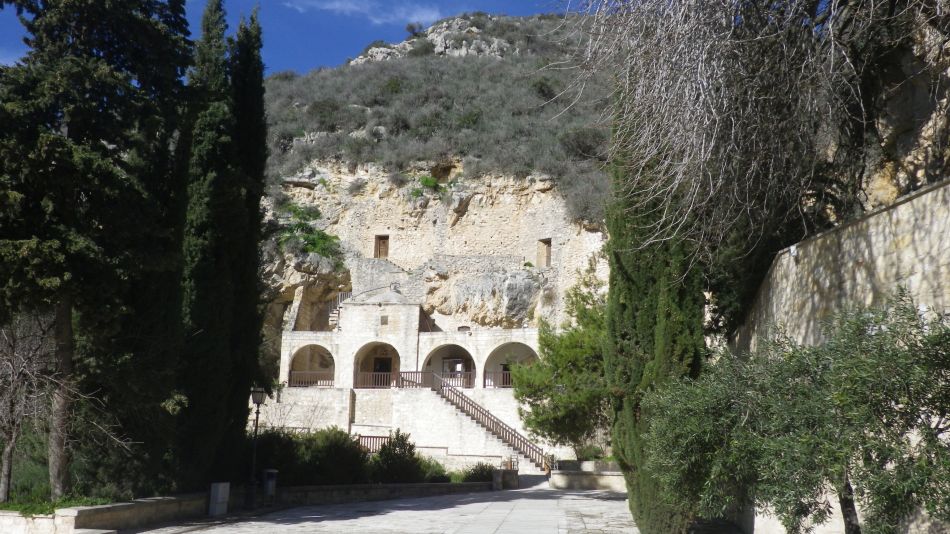 2019-02-04 07 Walk 13 Neophytos Monastery.JPG