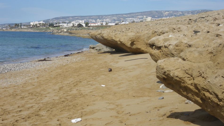 2019-02-04 32 Walk 13 Eroded Rocks.JPG