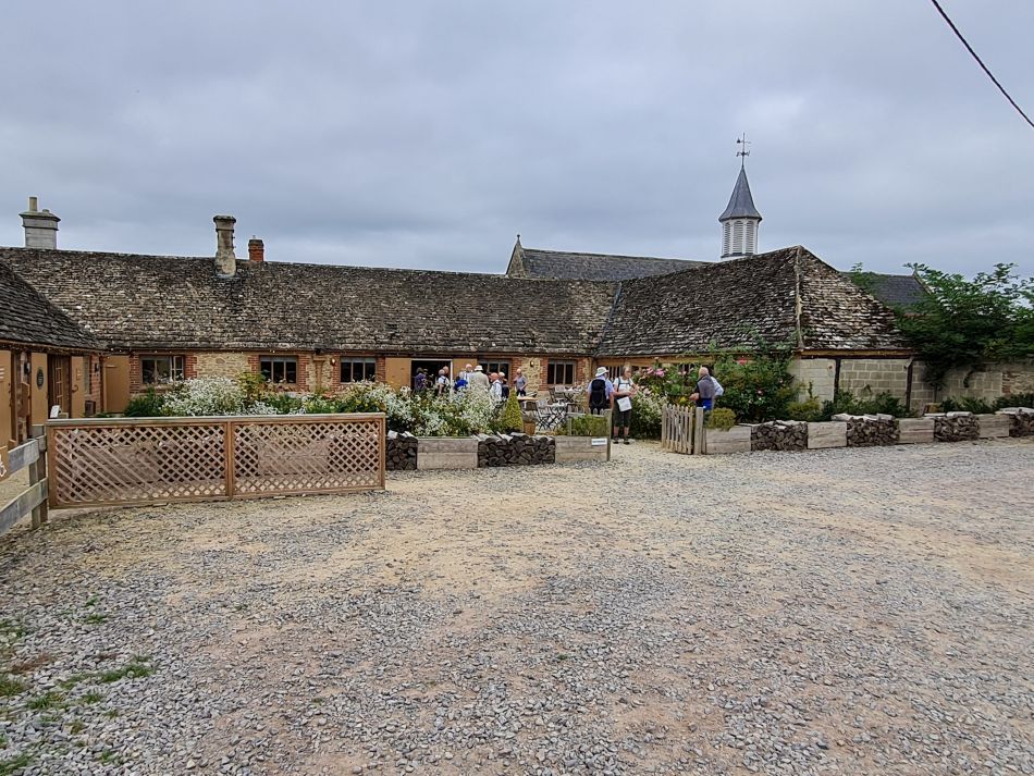 2021-09-25 11 Great Coxwell Coleshill and Badbury Hill.jpg
