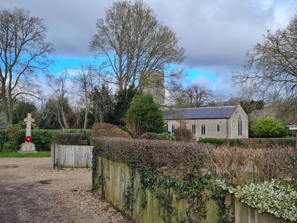 2024-02-26 10 Breckland Walkers at Mulbarton.jpg