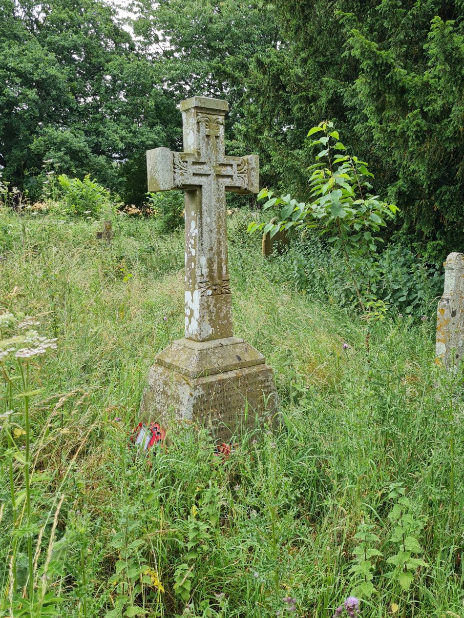 2022-06-30 28 Wensum at Lingwood.jpg