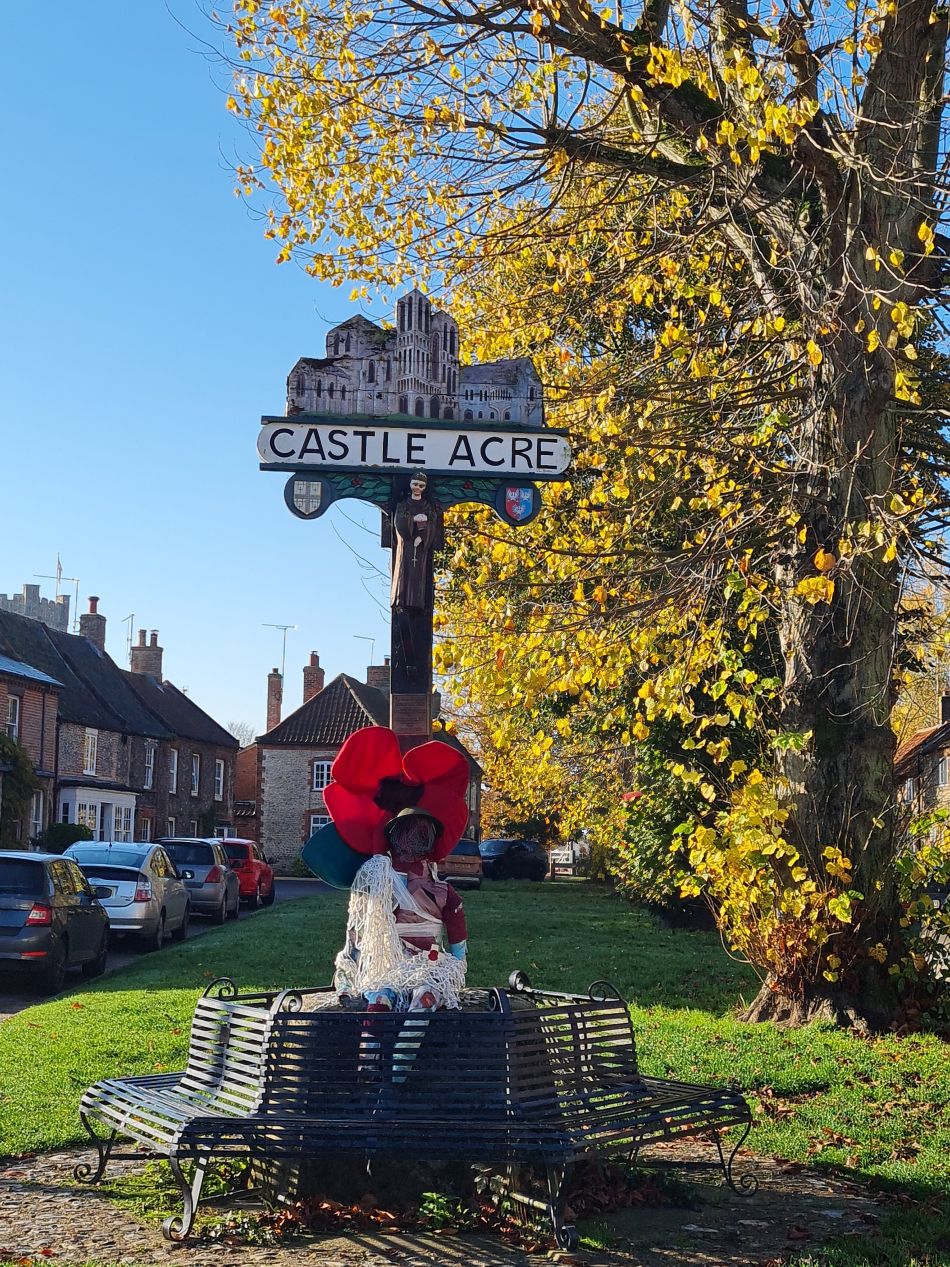 2022-11-14 03 Castle Acre.jpg