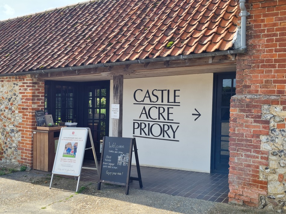 2023-09-21 24 Castle Acre and Priory.jpg