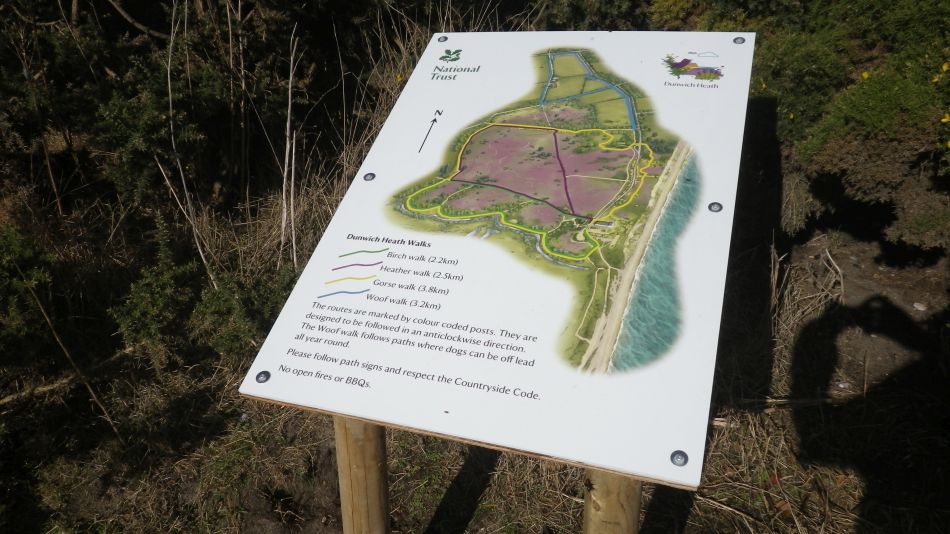 2016-10-23 26 Dunwich Heath Eels Foot.jpg