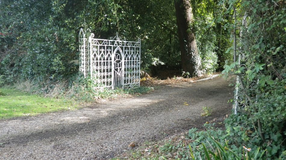 2016-10-23 30 Dunwich Heath Eels Foot.jpg