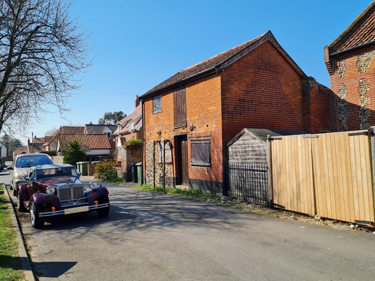 2025-04-03 11 Short Green and New Buckenham.jpg