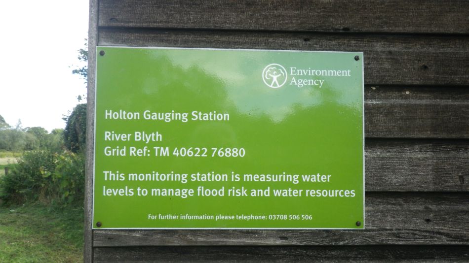 2019-09-05 08 Waveney Way 13 - Halesworth to Wenhaston.jpg