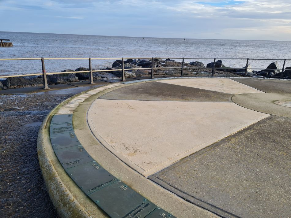 2023-12-20 05 Lowestoft and Piers.jpg