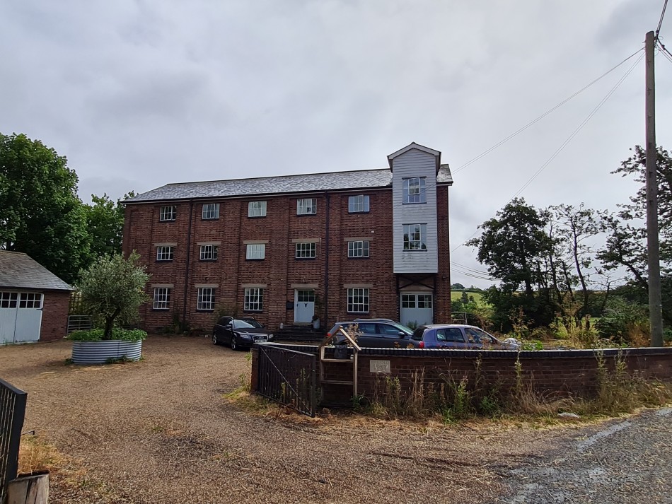 2022-07-31 09 Angles Way 18 - Ditchingham and Geldeston.jpg