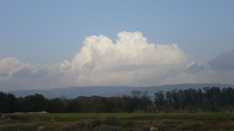 2019-01-22 04 Walk 1 Clouds Over Olympus.JPG