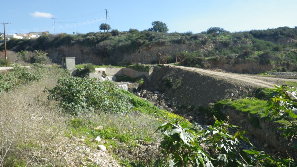 2019-02-03 03 Walk 16 Flowing Stream.JPG