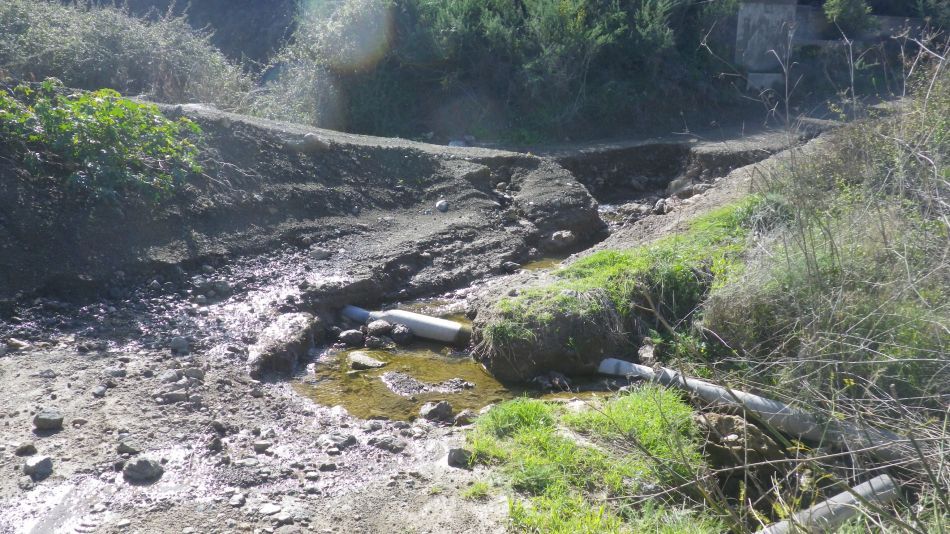 2019-02-03 11 Walk 16 This is a Road.JPG