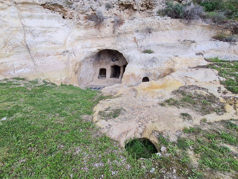 2023-01-31 21 Geroskipou Seven Saint Georges.jpg