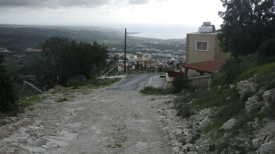 2019-02-02 18 Walk 9 Back to Tarmac.JPG