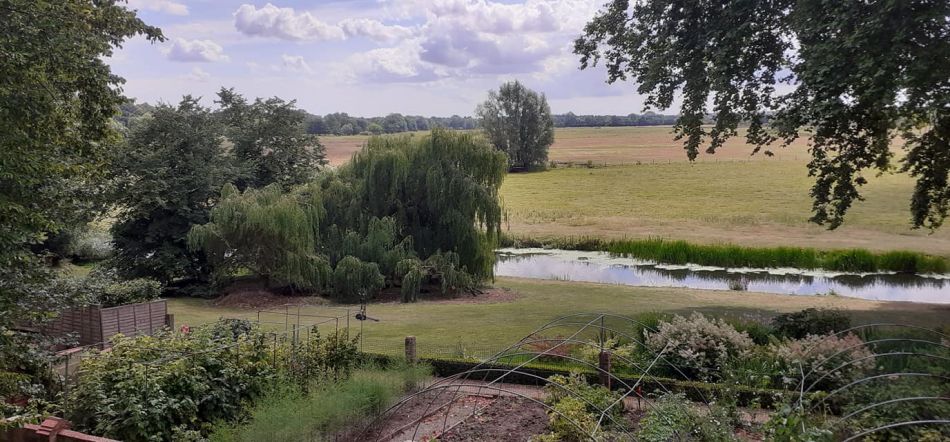 2022-07-14 09 Angles Way 17 - Bigod Way and Bath Hills.jpg