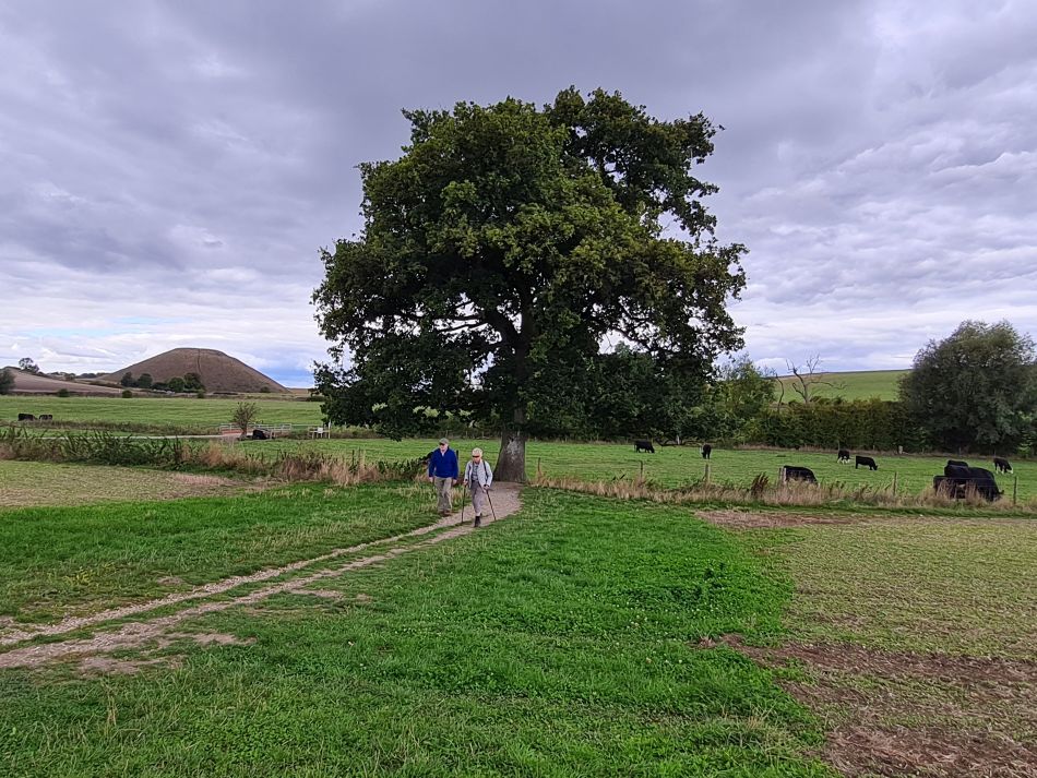 2022-09-19 11 Avebury Silbury West Kennet.jpg