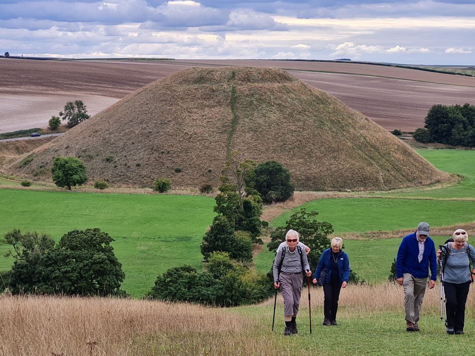 2022-09-19 28 Avebury Silbury West Kennet.jpg