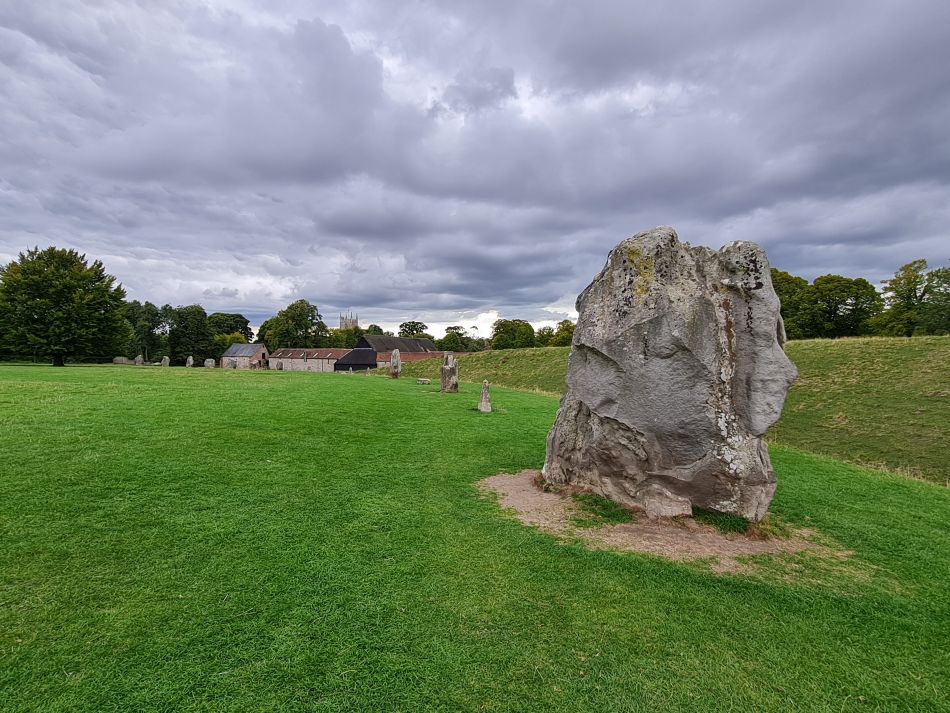 2022-09-19 48 Avebury Silbury West Kennet.jpg
