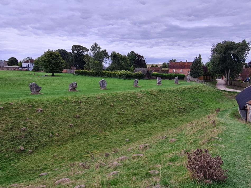 2022-09-19 51 Avebury Silbury West Kennet.jpg