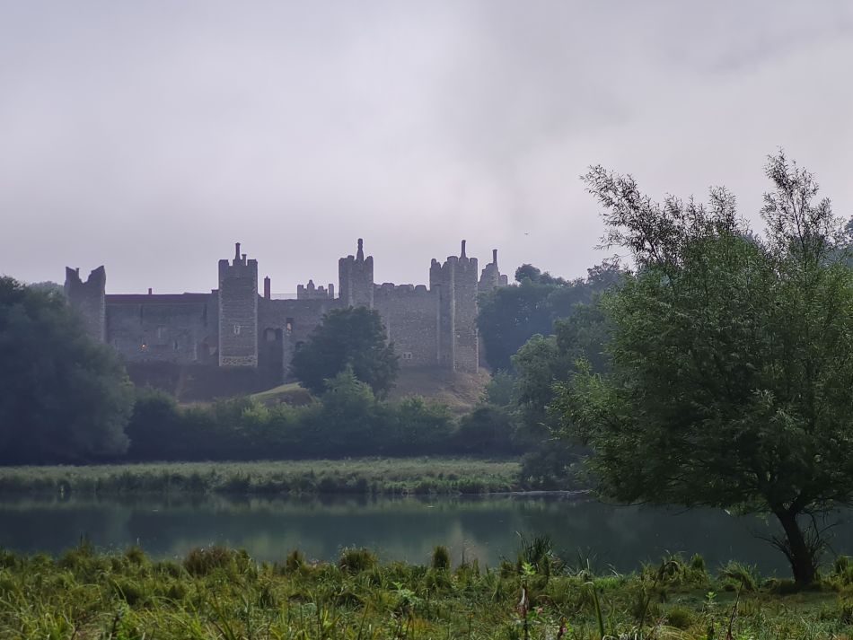 2022-09-11 09 Framlingham.jpg