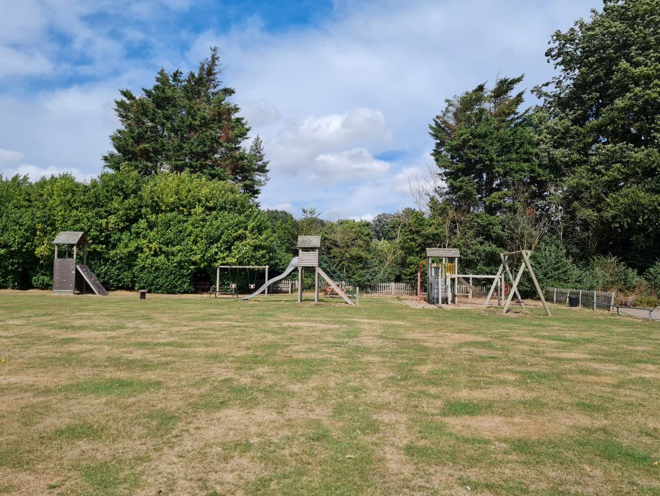 2022-09-06 34 GY at Halvergate.jpg