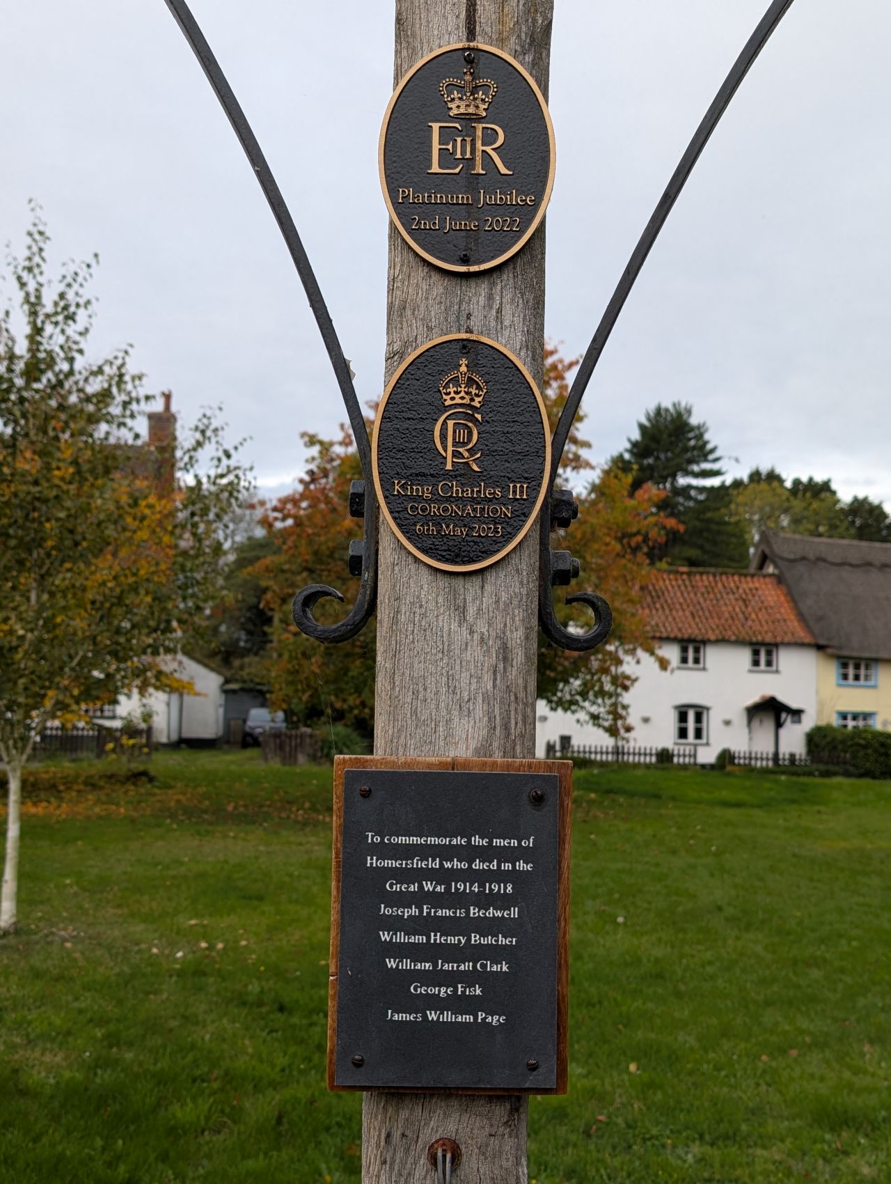 2025-10-18 08 Bus Walk - Harleston to Wortwell Station Farm.jpg