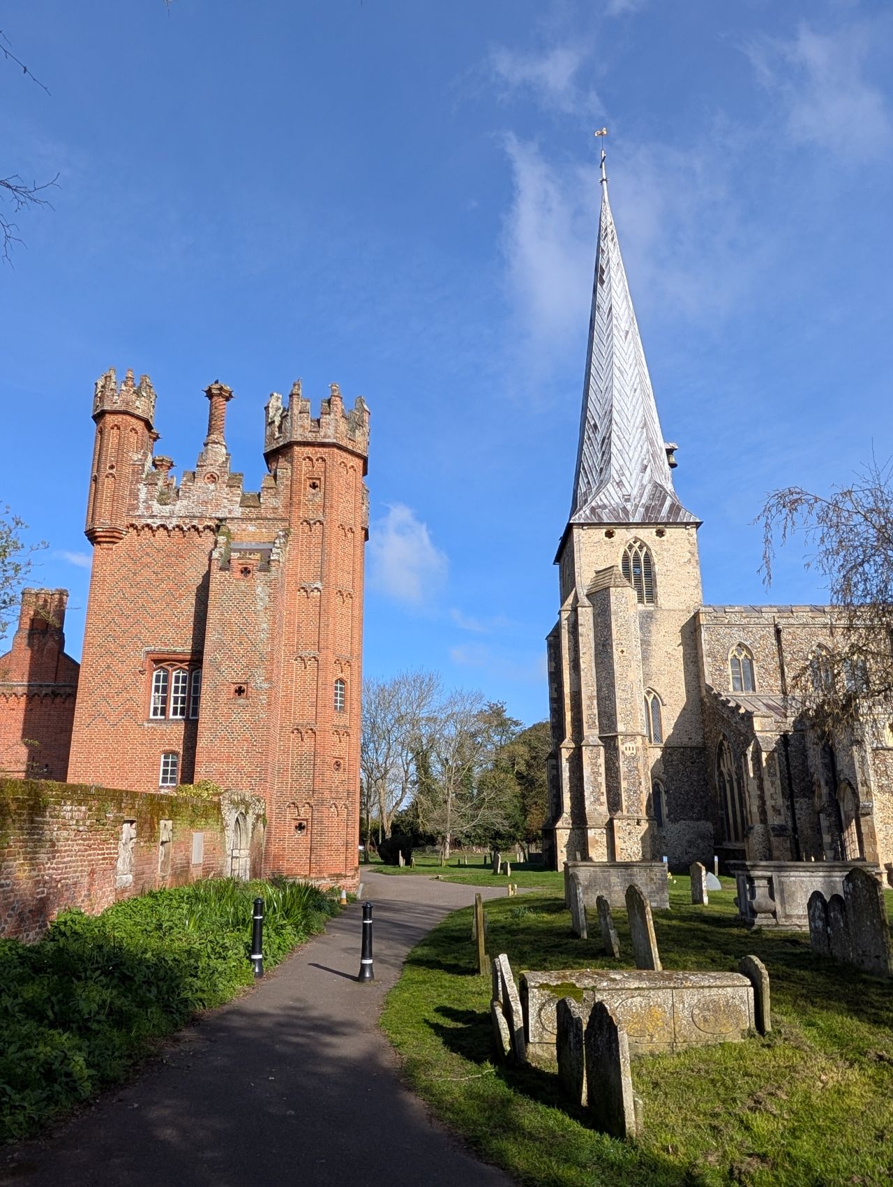 2026-03-21 32 Hadleigh Heath and Hadleigh.jpg