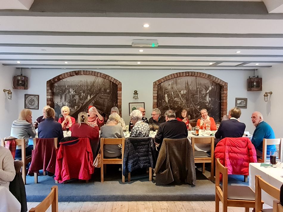 2022-12-07 12 North Cove Christmas Dinner Walk.jpg